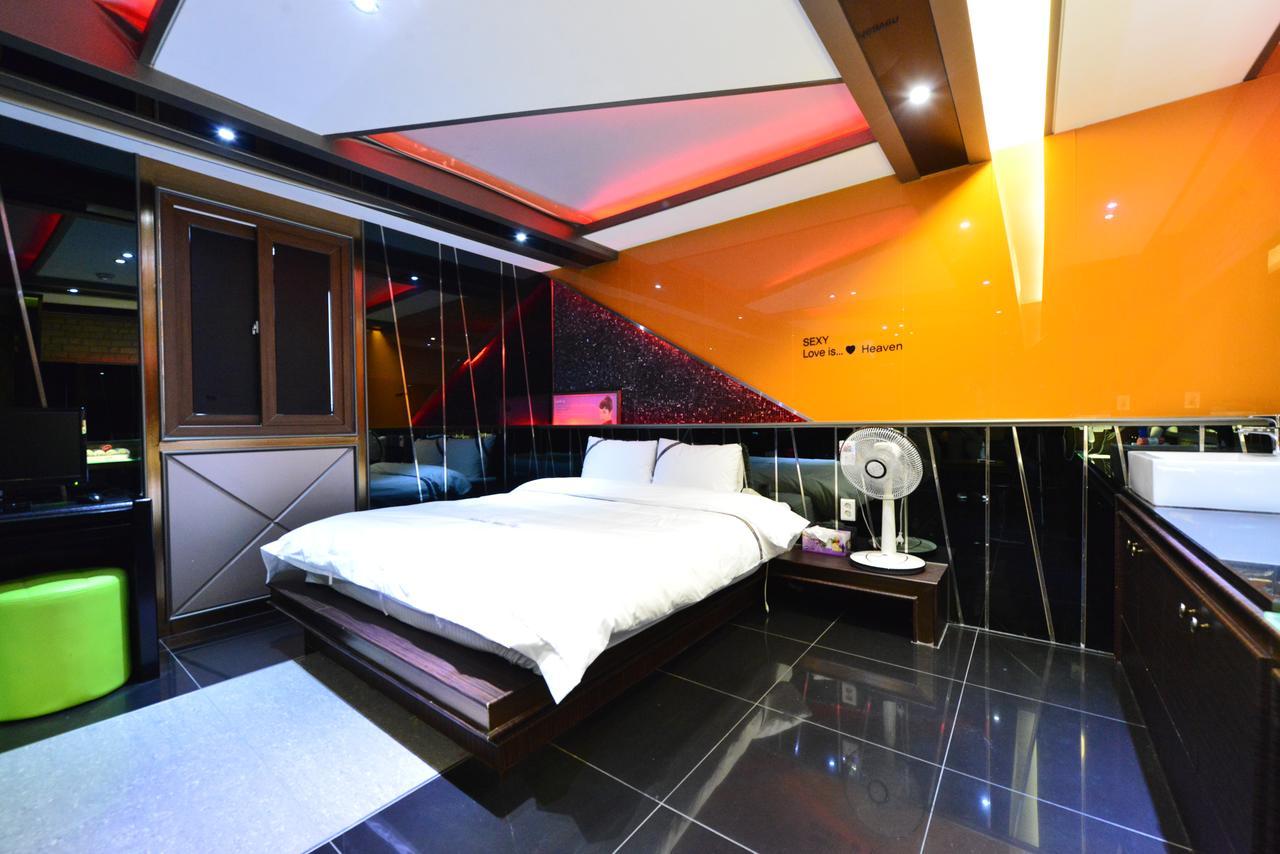 Daegu Piano Motel Exteriér fotografie